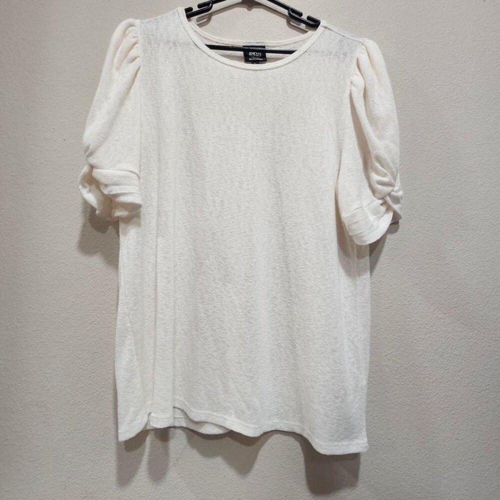 Bobeau Women's White Crew Blouse with Cinched Sleeves size Large